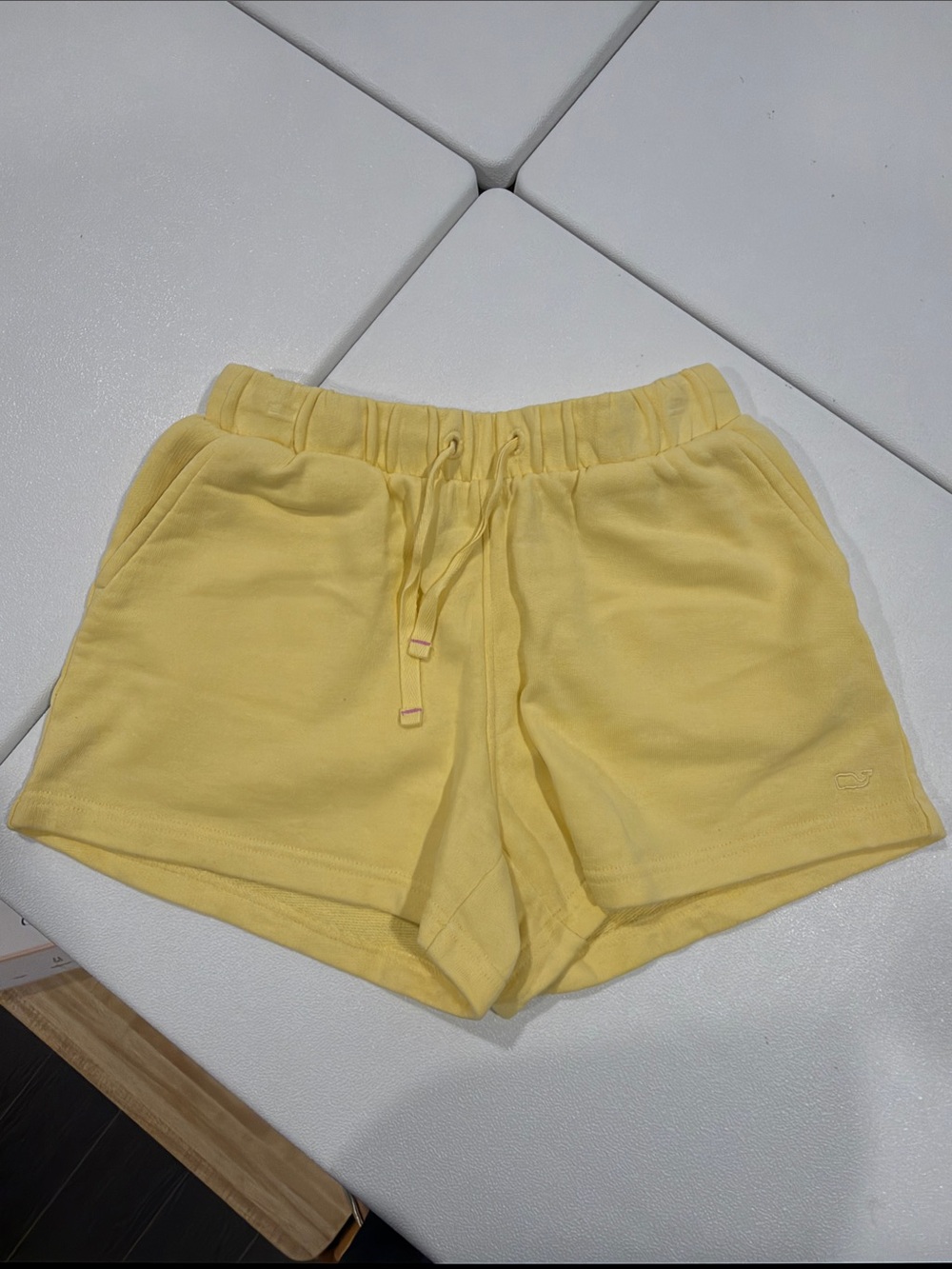 Vineyard Vines Light Yellow Drawstring Casual Athletic Shorts